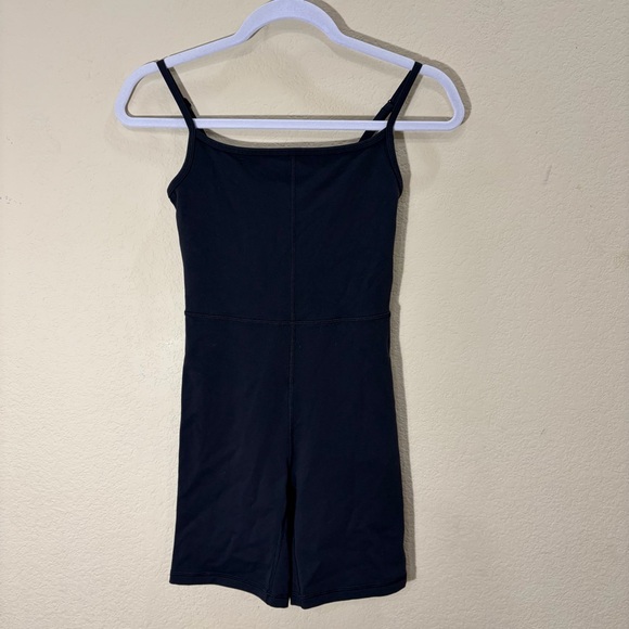 ARITZIA Golden LIFE Divinity 5" Romper Sz XS Excercise Outdoor Preppy Casual - Picture 4 of 15